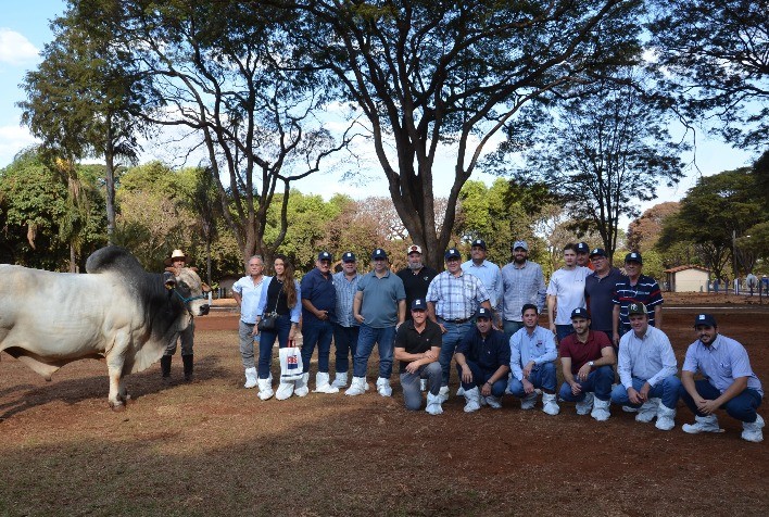 Pecuaristas de Corte de São Paulo Conhecem Inovações na Central ABS, em Uberaba