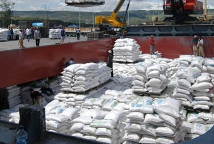 Volume de açúcar para exportação nos portos brasileiros recua para 4,5 milhões de toneladas