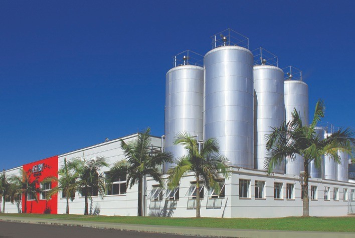 Cervejaria de Amparo (SP) Conquista Título de Melhor Cervejaria do Brasil em Prestigioso Concurso Equatoriano