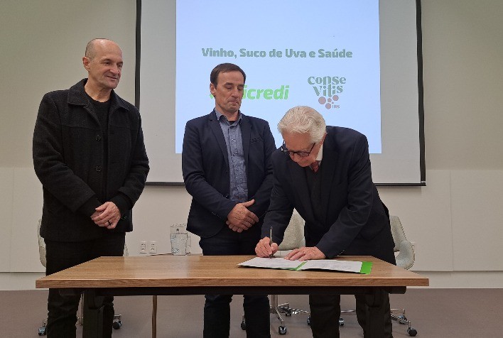 Pesquisa do InCor Explora Benefícios do Vinho Tinto e Suco de Uva para a Saúde Cardiovascular