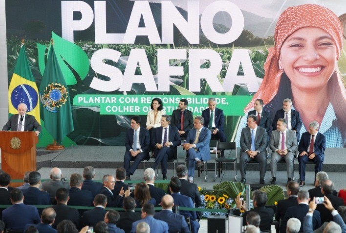 BNDES Registra Mais de R$ 11 Bilhões em Operações no Plano Safra 2024-2025