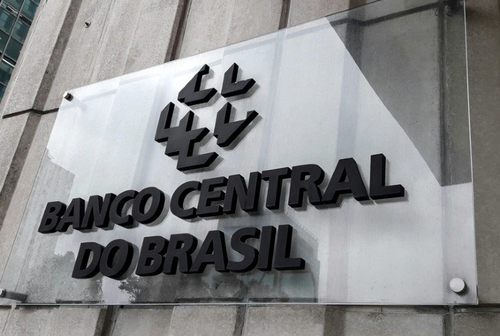 Déficit em Conta Corrente do Brasil Atinge US$ 5,162 Bilhões em Julho, Informa Banco Central