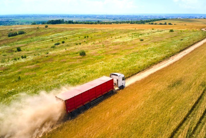 Volume de Fretes no Agronegócio Cresce 13,7% no Primeiro Semestre de 2024, Impulsionado pela Soja