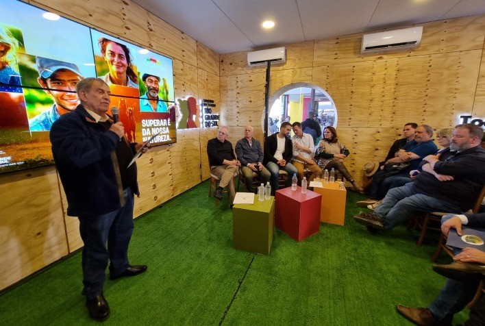 Máquinas e Implementos Agrícolas Alcançam Recorde de R$ 7,39 Bilhões na 47ª Expointer