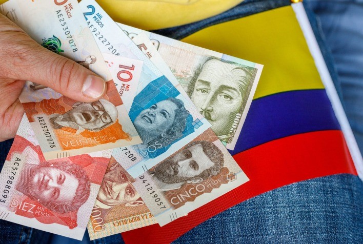 Peso colombiano: os fatores que explicam desempenho melhor em relação a outras moedas na América Latina