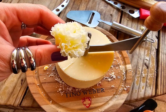 Queijaria de Ouro Verde Recebe Apoio da Emater Goiás para Aperfeiçoamento e Expansão