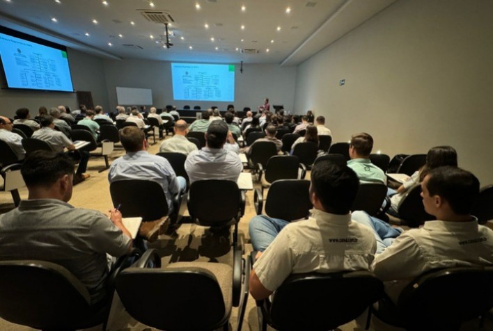 Proposta de Atualização do Padrão de Sementes de Amendoim é Apresentada em Workshop