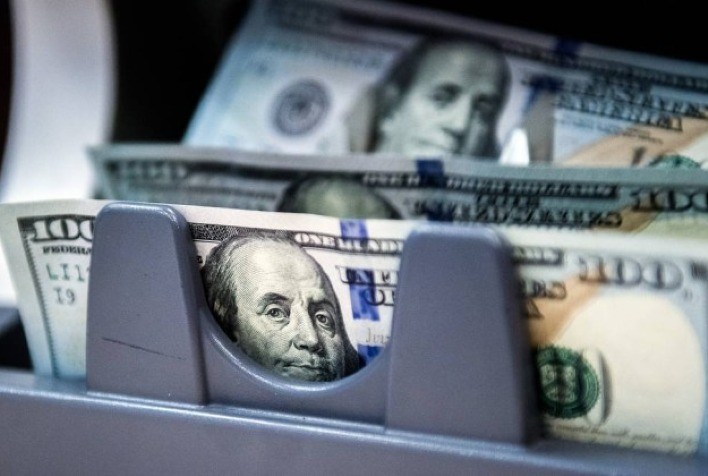 Fluxo Cambial do Brasil Apresenta Déficit de US$ 4,565 Bilhões em Setembro, Indica Banco Central