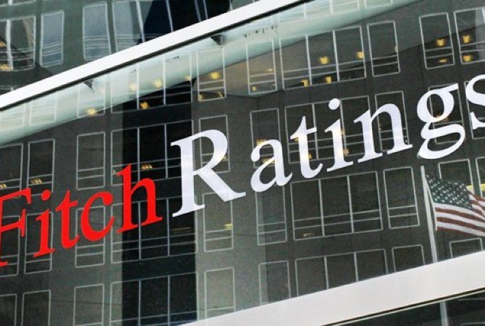 Fitch Reitera Manutenção da Classificação de Crédito do Brasil, Destacando Risco Fiscal