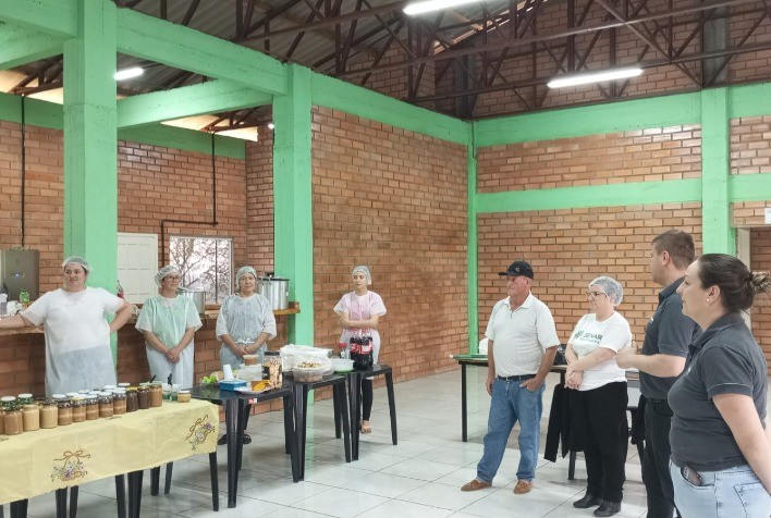 Curso do Senar/SC Incentiva Inovação na Produção de Derivados do Leite entre Produtoras Rurais de SC