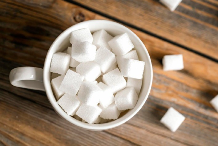 Preocupações com La Niña impulsionam alta nos contratos futuros de açúcar mais líquidos