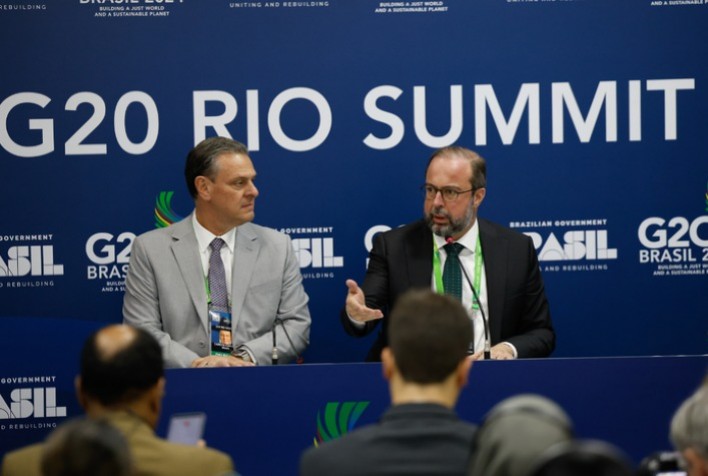 Brasil avança em política de fertilizantes e acordos para gás natural argentino