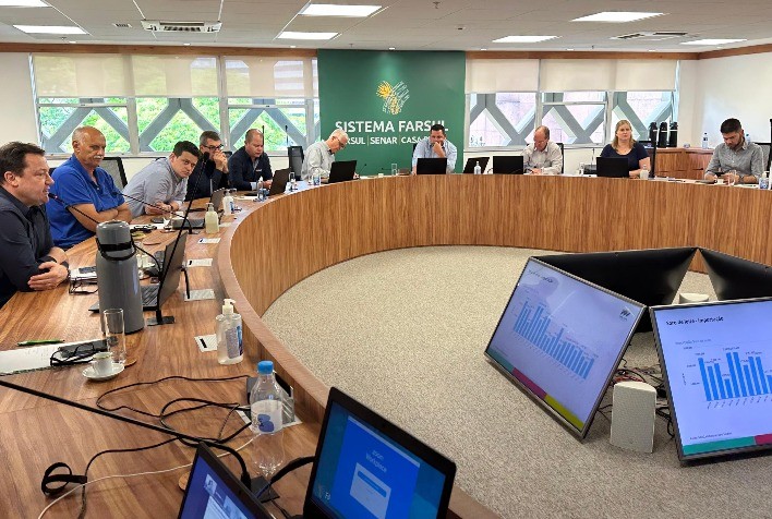 Projeção aponta queda no preço do leite no RS em novembro