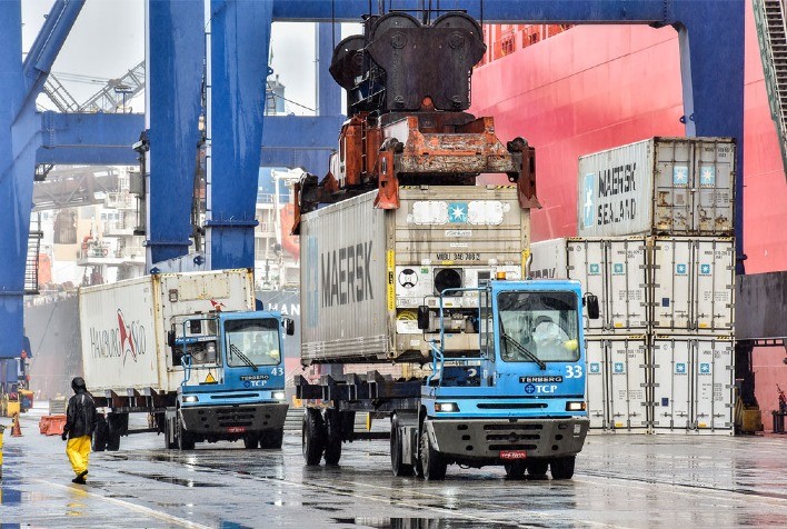 Paraná mantém liderança nas exportações de proteínas animais, impulsionado pela carne bovina