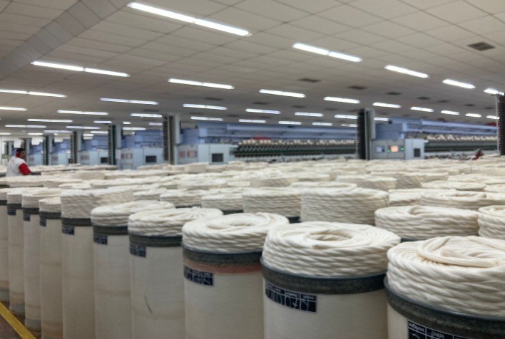 Controle de Umidade e Índice de Micronaire: A Chave da Incofios para Fios de Algodão de Alta Qualidade