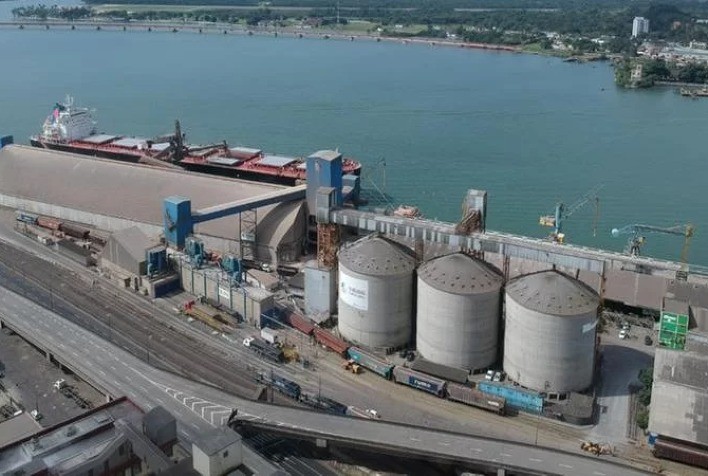 Cofco Expande Capacidade de Exportação no Brasil com Novo Terminal em Santos