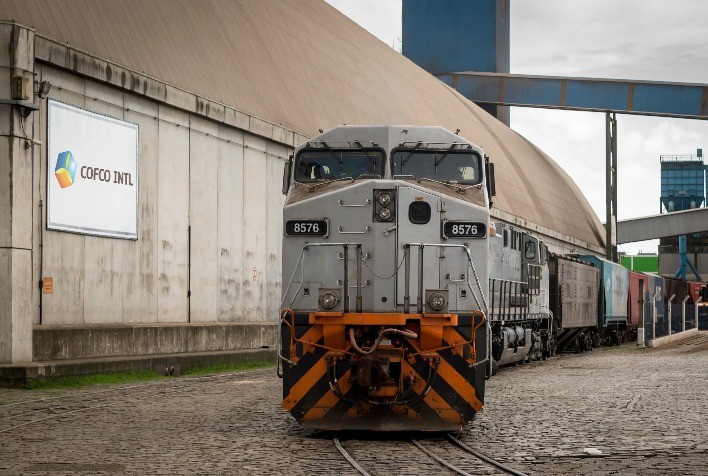 Cofco Anuncia Investimento de R$ 1,2 Bilhão em Expansão Logística Ferroviária no Brasil