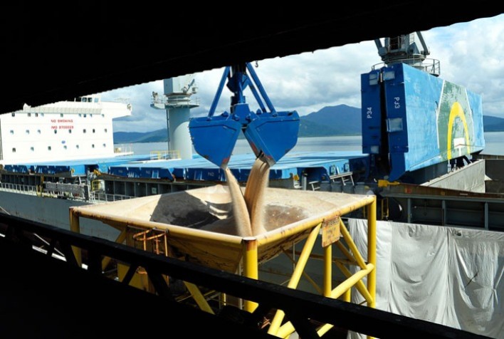 Brasil Registra Recorde na Importação de Fertilizantes em 2024