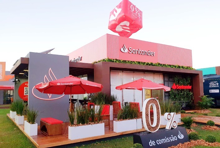 Santander Inicia o Calendário de Feiras Agrícolas no Show Rural Coopavel