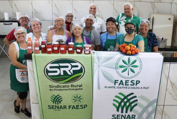 Curso de Processamento Caseiro de Tomate Incentiva Sustentabilidade e Alimentação Saudável