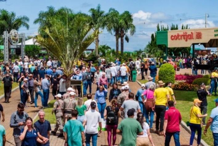 Sucessão Familiar no Agro: Broto, do Banco do Brasil, Explora Desafios e Soluções Digitais na Expodireto Cotrijal