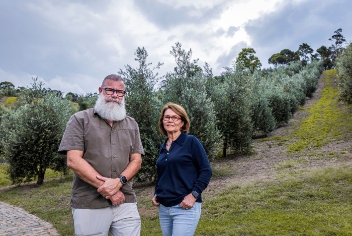 Produção nacional enfrenta instabilidade devido a eventos climáticos recentes, mas a marca se mantém otimista sobre o futuro do mercado nacional de azeites premium