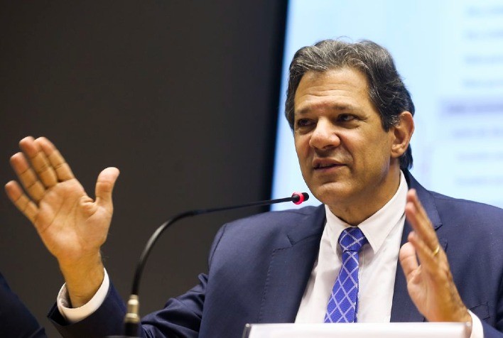 Haddad se diz confortável com arcabouço fiscal, mas aponta necessidade de ajustes administrativos
