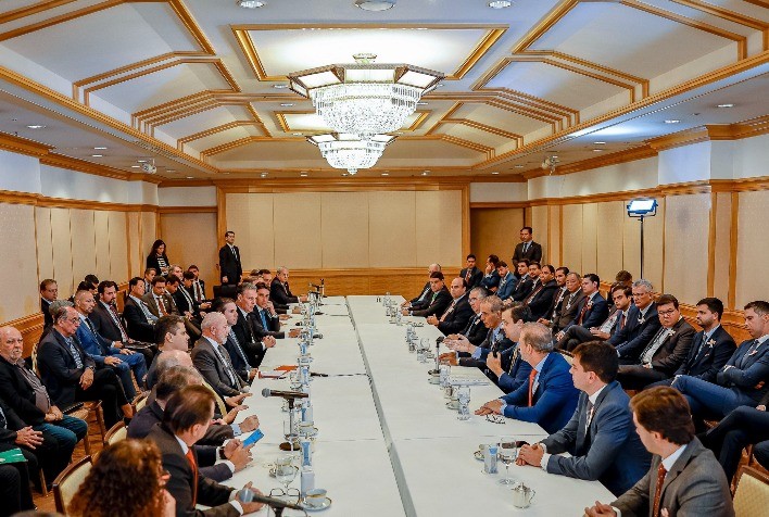 Lula Reafirma Compromisso com Abertura de Mercados para Carne Bovina Brasileira em Encontro com a ABIEC