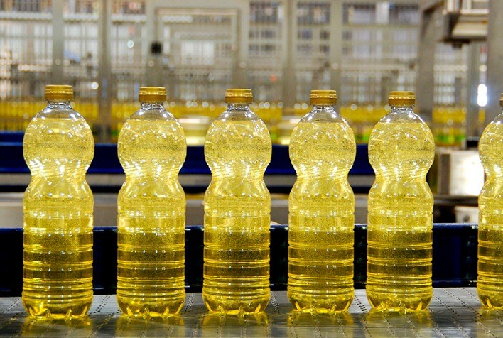 Mercado de óleos vegetais: soja registra leve alta, mas segue pressionada