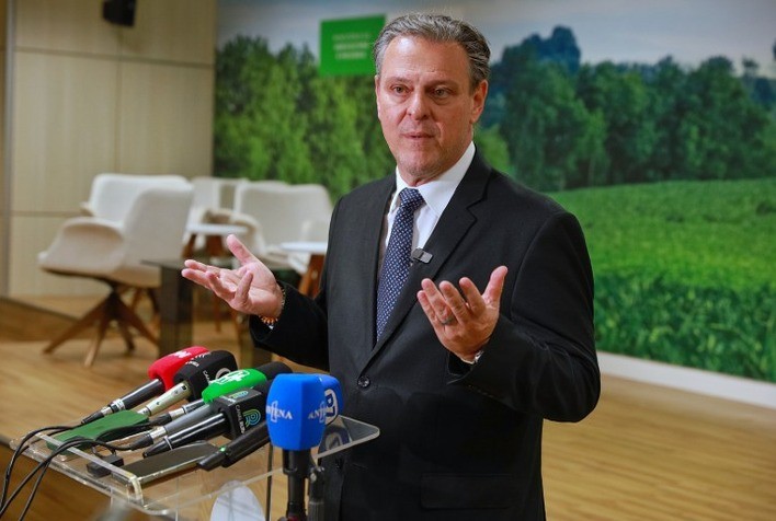 Tarifas dos EUA podem favorecer agronegócio brasileiro, avalia ministro