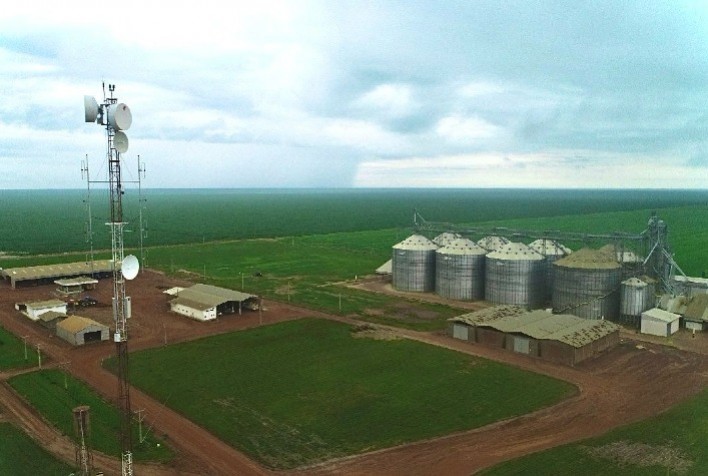 Conectividade no campo avança com nova métrica da Anatel e contribuição da ConectarAGRO