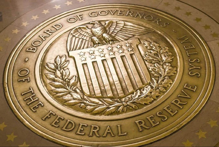 Fed se aproxima de dilema estratégico diante de incertezas tarifárias nos EUA