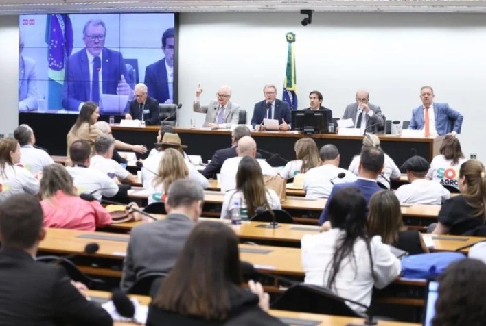 Parlamentares pressionam governo por ações urgentes em apoio aos produtores rurais do Rio Grande do Sul