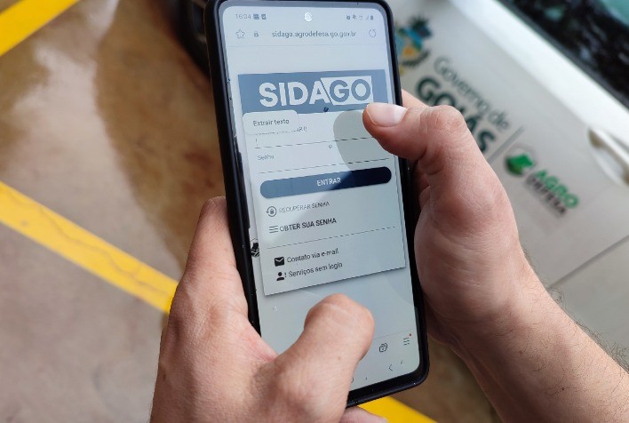 Vacinação obrigatória contra raiva e declaração de rebanho começam em 1º de maio em Goiás