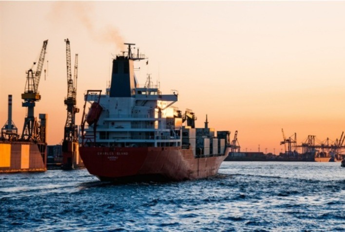 Exportações de grãos dos EUA crescem com força em 2024-25, mesmo com recuo da China