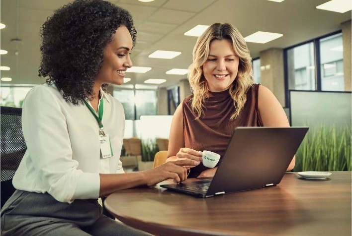 Sicredi registra crescimento expressivo em consórcios e atinge R$ 50 bilhões em créditos sob gestão