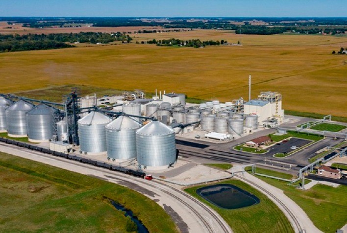 Produção de etanol nos EUA cai para 993 mil barris por dia na semana encerrada em 9 de maio