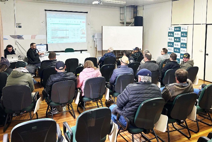 Projeto Campo Futuro avalia custos da pecuária leiteira em São Miguel do Oeste (SC)