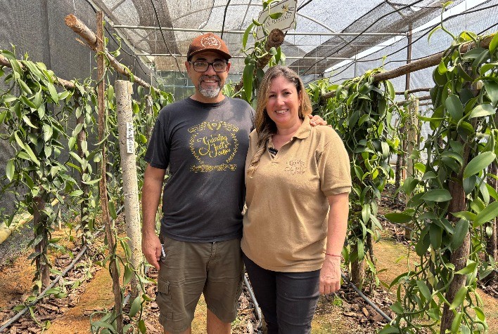 Casal de produtores da Serra da Mantiqueira investe na cultura da baunilha e reforça inovação no campo