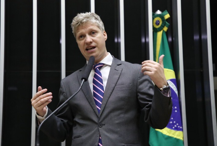 Parlamentares da FPA criticam alta de impostos e cobram ações do governo em defesa do agronegócio