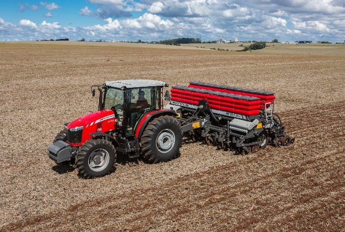 Tecnologia avança nas pequenas e médias propriedades e transforma a rotina no campo