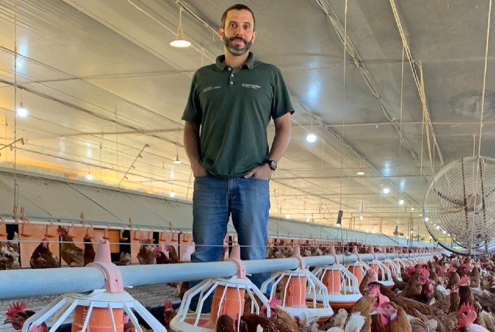 Trouw Nutrition destaca a importância da atualização na nutrição de aves poedeiras para maximizar desempenho e rentabilidade