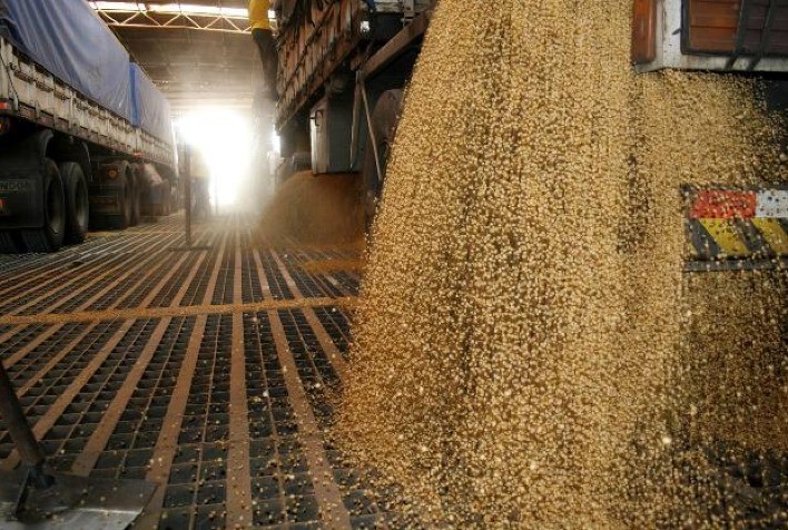 Infraestrutura e logística travam avanços da soja no Brasil, apesar de boa produção