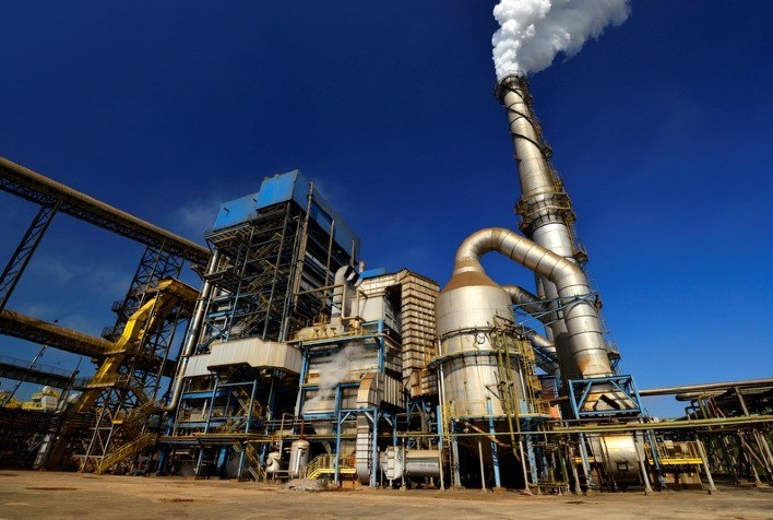 Raízen moe 24,5 milhões de toneladas de cana no 1º trimestre da safra 2025/26; produção é afetada por chuvas