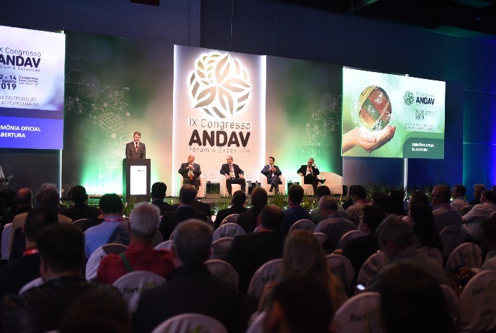 Congresso Andav 2025 reunirá 250 marcas para apresentar lançamentos e inovações no mercado de insumos agropecuários