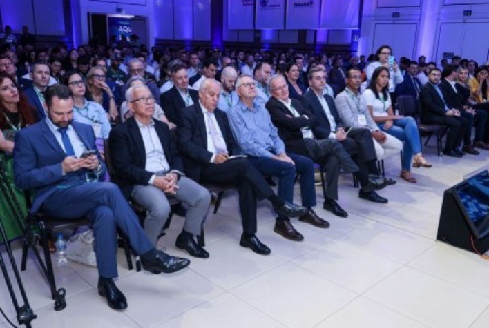 Cooperativas ganham destaque no IFC Brasil 2025 como motor do crescimento da piscicultura nacional