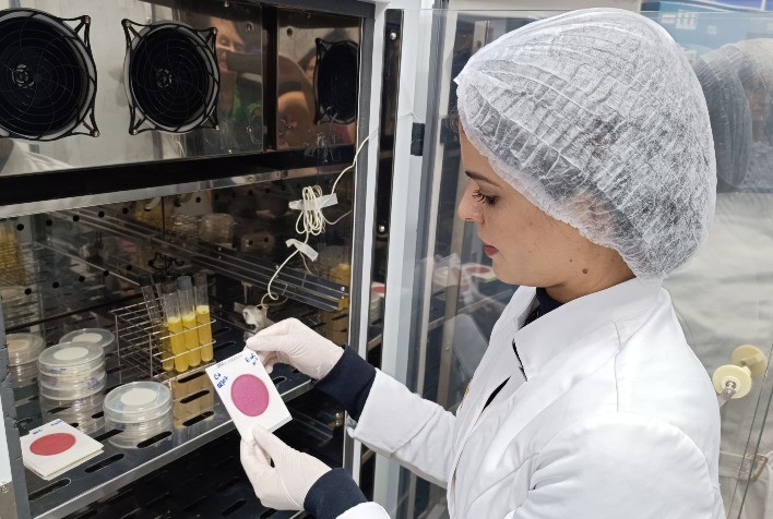 LabQuali da Agrodefesa realiza 10 mil análises anuais de alimentos de origem animal em Goiás