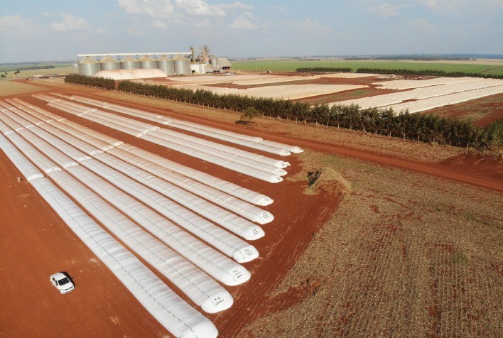 Brasil enfrenta déficit de armazenagem de grãos e precisa investir R$ 102 bilhões para acompanhar produção