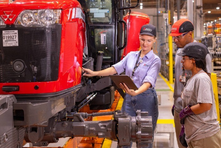 Liderança feminina ganha espaço na indústria de máquinas agrícolas