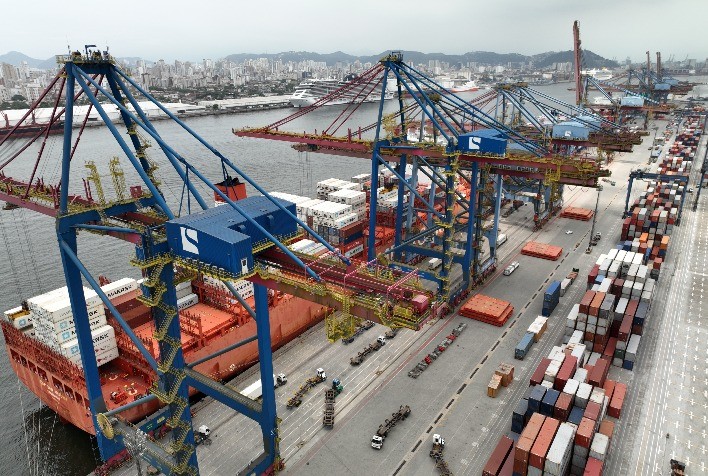 CMA Terminals conclui aquisição da Santos Brasil por R$ 5,23 bilhões